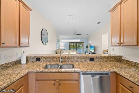 9529 Avellino Way 2825, Naples FL - photo 6 of 44