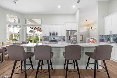 2526 Miracle Pkwy, Cape Coral FL - photo 12 of 48