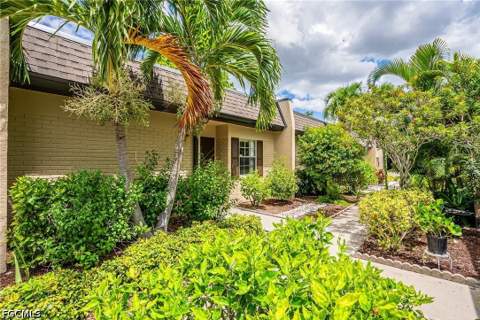 6300 S Pointe Blvd 327, Fort Myers FL - photo 10 of 43