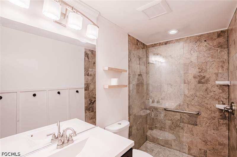 1 bedroom Condominium at 6300 S Pointe Blvd 327, South Pointe Villas Condo, Fort Myers — photo 5