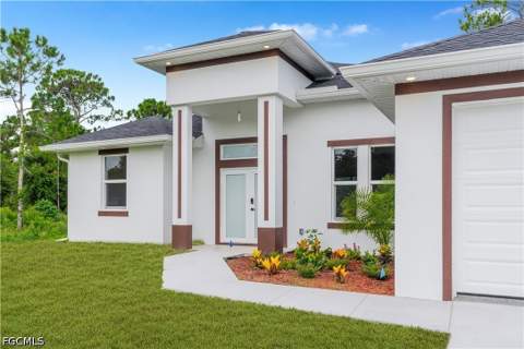 1113 Henry Ave, Lehigh Acres FL - photo 7 of 45