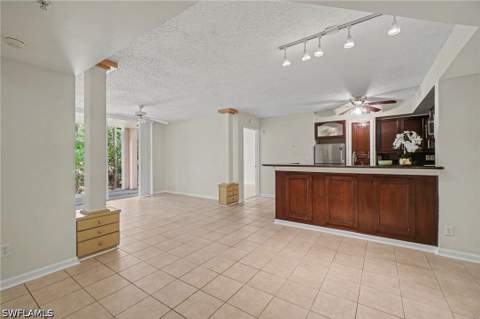 1280 Wildwood Lakes Blvd 106, Naples FL - photo 10 of 25