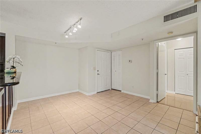 2 bedroom Condominium at 1280 Wildwood Lakes Blvd 106, The Enclave At Naples, Naples — photo 4