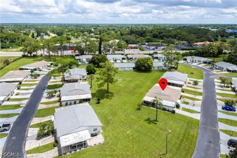 39 Desert Candle Cir, Lehigh Acres FL - photo 18 of 21