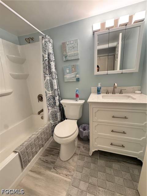 12658 Kenwood Ln B, Fort Myers FL - photo 16 of 26