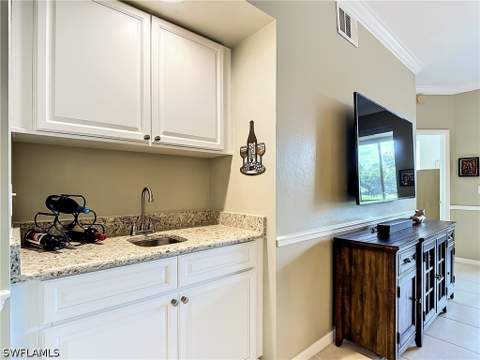14261 Hickory Links Ct 1211, Fort Myers FL - photo 10 of 41