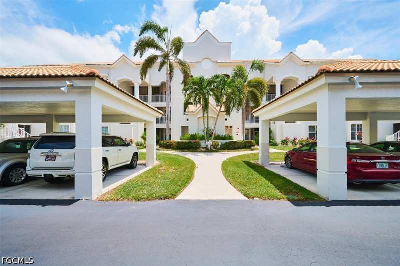 3 bedroom Condominium at 16481 Millstone Cir 206, Waterford, Fort Myers — photo 1