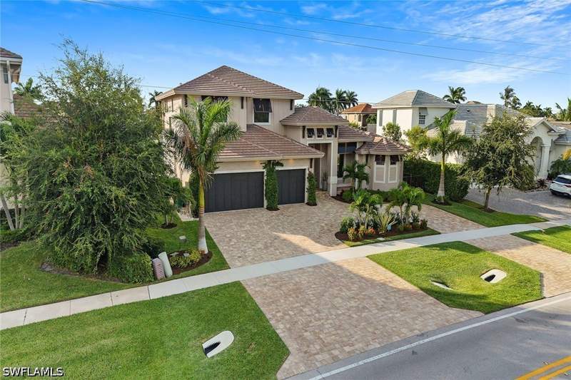 4 bedroom SingleFamilyResidence at 625 Hernando Dr, Marco Island, Marco Island — photo 2
