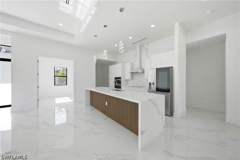 3 bedroom SingleFamilyResidence at 303 McArthur Ave, Lehigh Acres, Lehigh Acres — photo 5