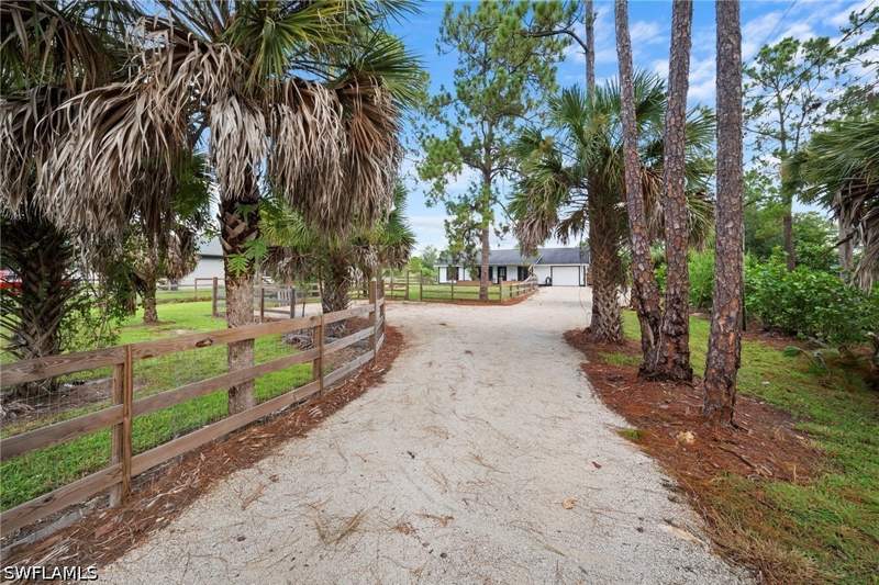 3 bedroom SingleFamilyResidence at 3691 4th Ave NE, Golden Gate Estates, Naples — photo 5