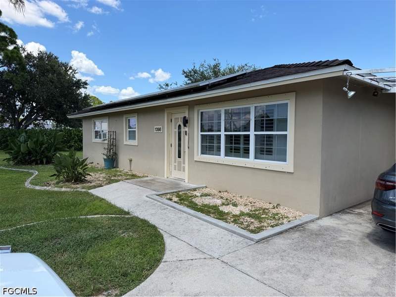3 bedroom SingleFamilyResidence at 1398 Sunrise Dr, North Fort Myers, North Fort Myers — photo 3