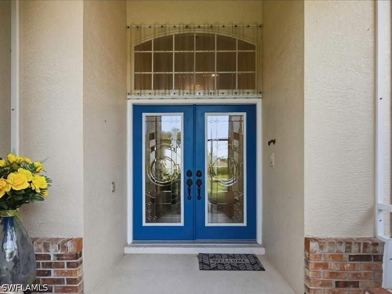 4 bedroom SingleFamilyResidence at 6670 Huntley Ln N, Berkshire Lakes, Naples — photo 3