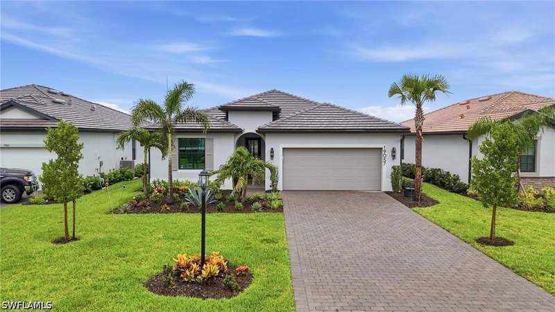 3 bedroom SingleFamilyResidence at 19057 Hinkley Dr, Verdana Village, Estero — photo 3