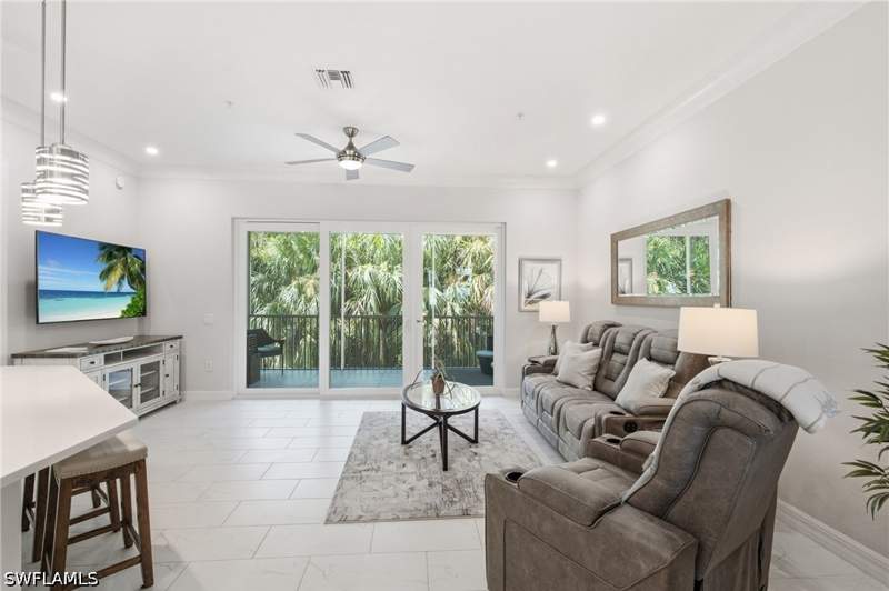 3 bedroom Condominium at 238 Indies Dr E 201, Antilles, Naples — photo 4