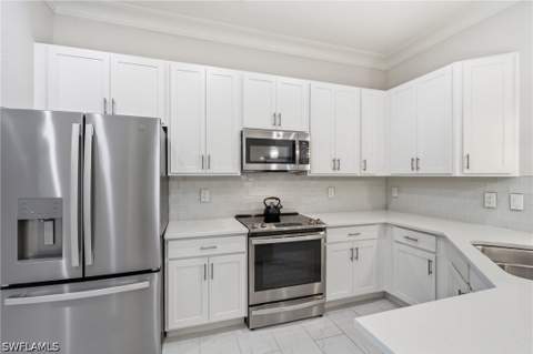 238 Indies Dr E 201, Naples FL - photo 8 of 31