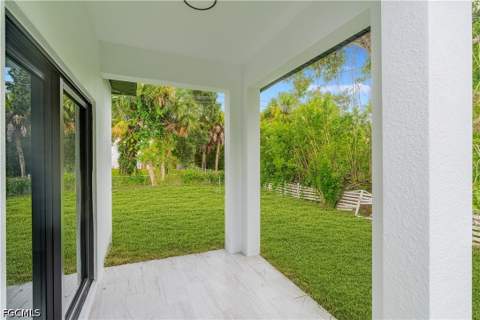 2602 Leeland Heights Blvd E, Lehigh Acres FL - photo 6 of 37