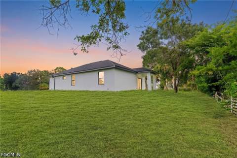 2602 Leeland Heights Blvd E, Lehigh Acres FL - photo 8 of 37
