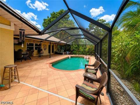 922 SE 1st Pl, Cape Coral FL - photo 8 of 21