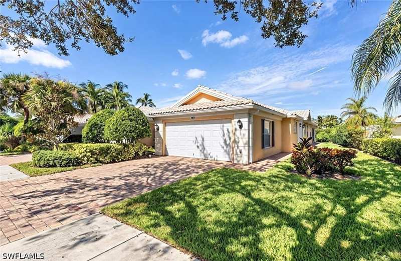 2 bedroom Attached at 7373 Emilia Ln, Verona Walk, Naples — photo 1
