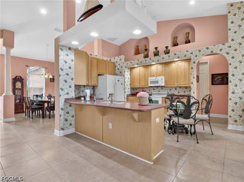 2305 Kismet Pkwy W, Cape Coral FL - photo 12 of 50