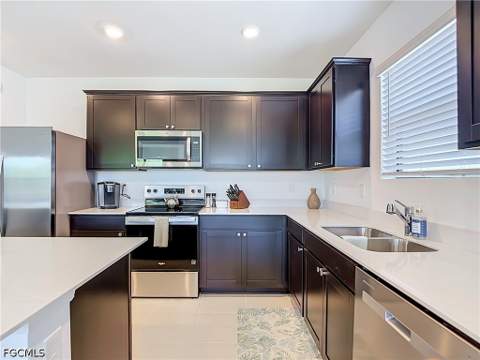 1211 Caloosa Cove Dr, Labelle FL - photo 10 of 48
