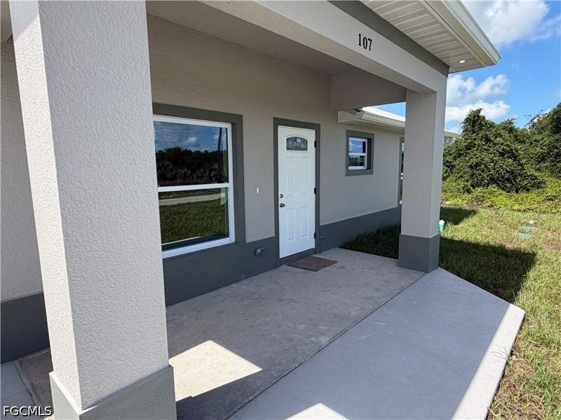4 bedroom SingleFamilyResidence at 107 Concord Loop, Banyan Village, Labelle — photo 3