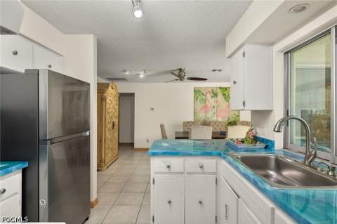 4380 Saint Clair Ave W, North Fort Myers FL - photo 9 of 32