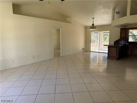 934 Garnet Ave, Lehigh Acres FL - photo 6 of 12