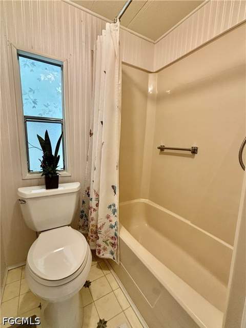 557 Peace Lake Ct, North Fort Myers FL - photo 20 of 37