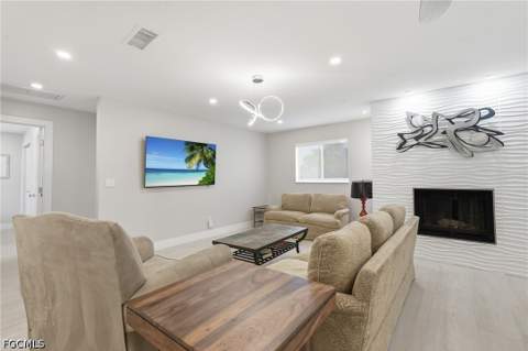5331 Mayfair Ct, Cape Coral FL - photo 6 of 50