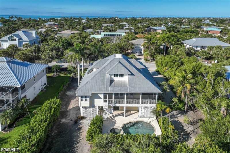 4 bedroom SingleFamilyResidence at 580 Sea Oats Dr, Sea Oats, Sanibel — photo 1