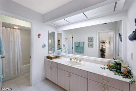 212 Kamal Pkwy, Cape Coral FL - photo 20 of 44