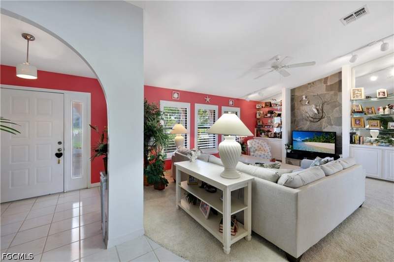 3 bedroom SingleFamilyResidence at 212 Kamal Pkwy, Cape Coral, Cape Coral — photo 3