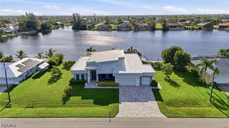 4 bedroom SingleFamilyResidence at 3709 SW 15th Pl, Cape Coral, Cape Coral — photo 5