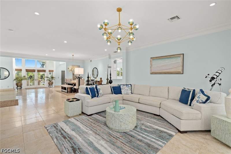 6 bedroom SingleFamilyResidence at 660 Anchor Dr, Anchors Aweigh, Sanibel — photo 4