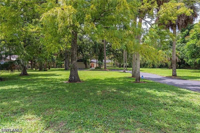 3 bedroom SingleFamilyResidence at 6040 Lancewood Way, Logan Woods, Naples — photo 1