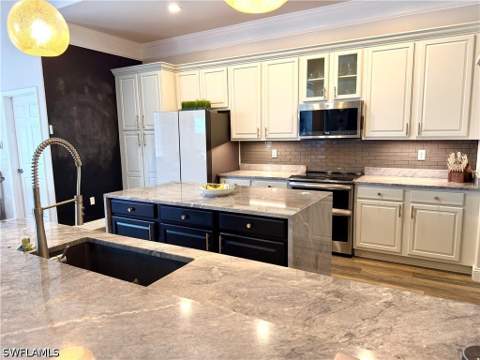 24331 Copperleaf Blvd, Estero FL - photo 13 of 35