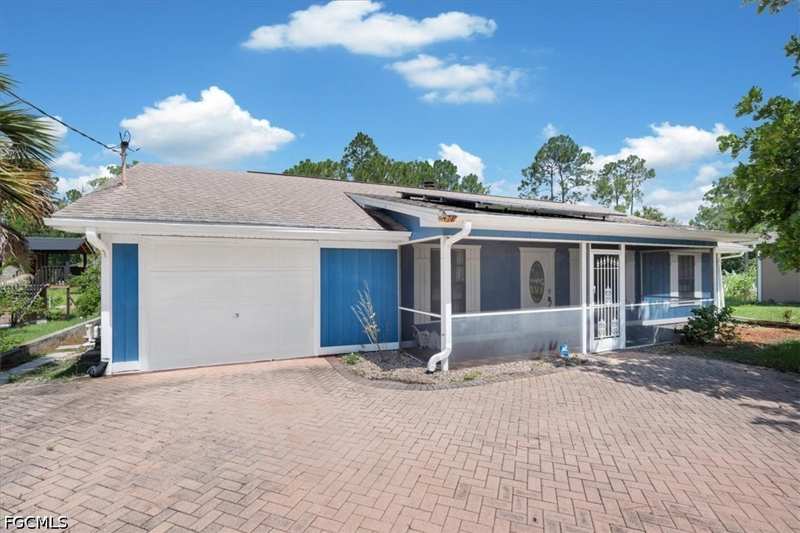 3 bedroom SingleFamilyResidence at 580 16th St SE, Golden Gate Estates, Naples — photo 1