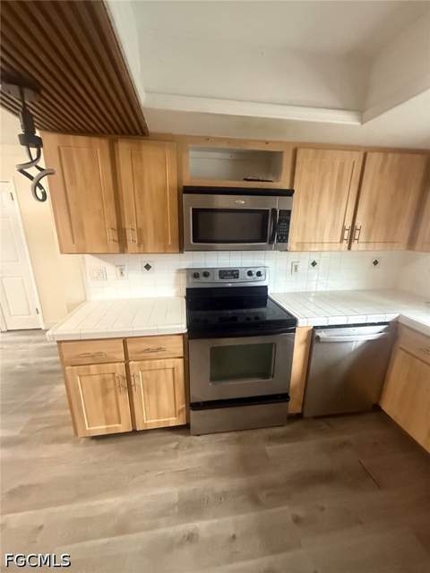 129 E Lake Dr, Lehigh Acres FL - photo 14 of 20