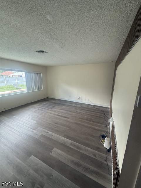 129 E Lake Dr, Lehigh Acres FL - photo 16 of 20