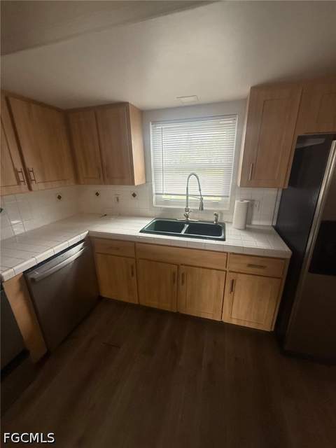 129 E Lake Dr, Lehigh Acres FL - photo 17 of 20