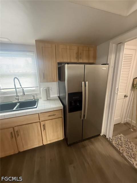 129 E Lake Dr, Lehigh Acres FL - photo 18 of 20