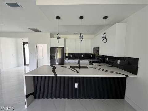 6042 Langdon Ave, Fort Myers FL - photo 6 of 16