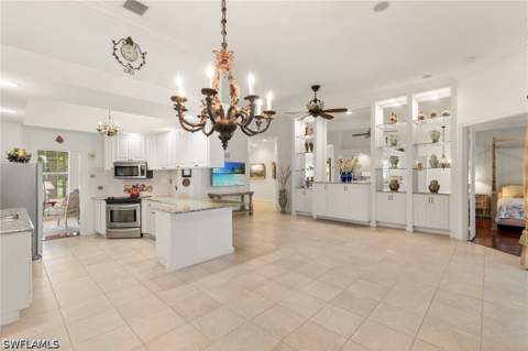 7709 Sicilia Ct, Naples FL - photo 13 of 47