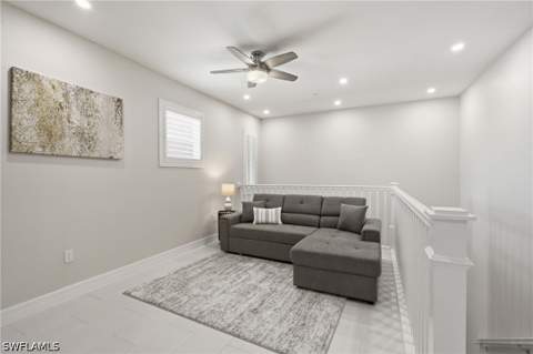 239 Indies Dr E 202, Naples FL - photo 10 of 36