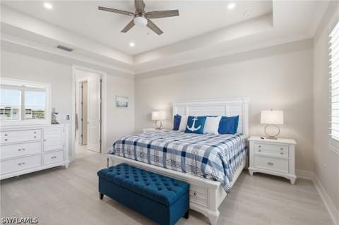 239 Indies Dr E 202, Naples FL - photo 13 of 36