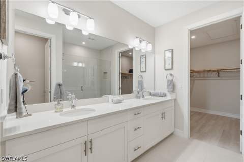239 Indies Dr E 202, Naples FL - photo 14 of 36