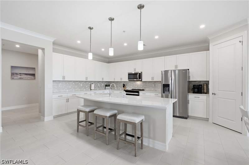 3 bedroom Condominium at 239 Indies Dr E 202, Antilles, Naples — photo 2