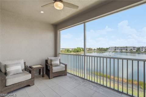 239 Indies Dr E 202, Naples FL - photo 24 of 36