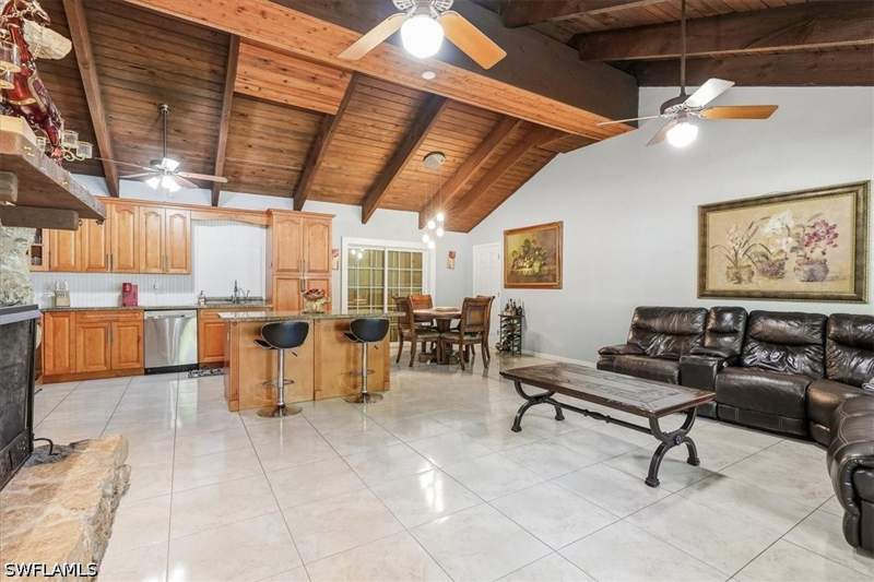 3 bedroom SingleFamilyResidence at 630 1st St SW, Golden Gate Estates, Naples — photo 4